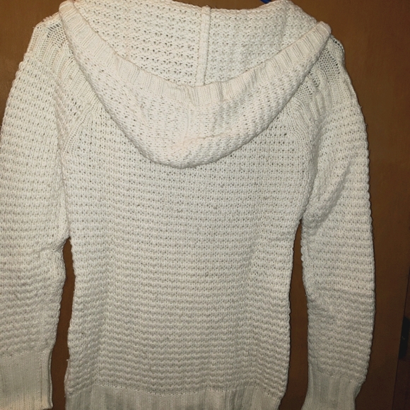 Sweater - Picture 2 of 4